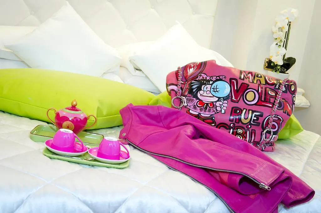 Domus Spagna Capo le Case Roma Bed & Breakfast