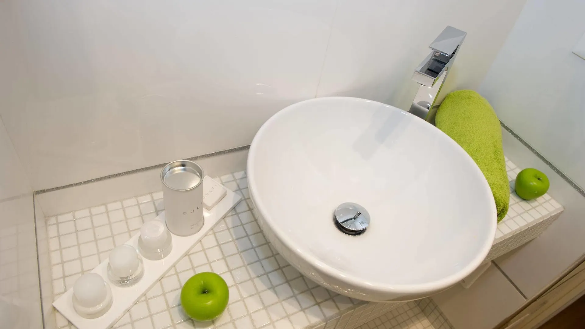 *** Bed & Breakfast Domus Spagna Capo le Case Roma Italia